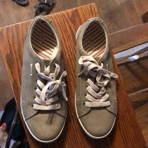 Taos shoes